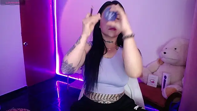Snapshot of sweet_velvett chatting on 9, 6, 2026 sweet velvett online show from 9, 6, 2026