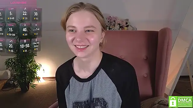 Snapshot of MirraBellanta chatting on 19, 5, 2026 MirraBellanta online show from 19, 5, 2026