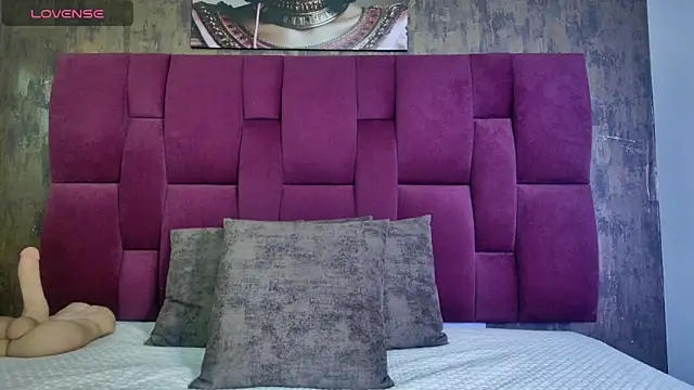 nicole  parker1 online show from 21, 10, 2025