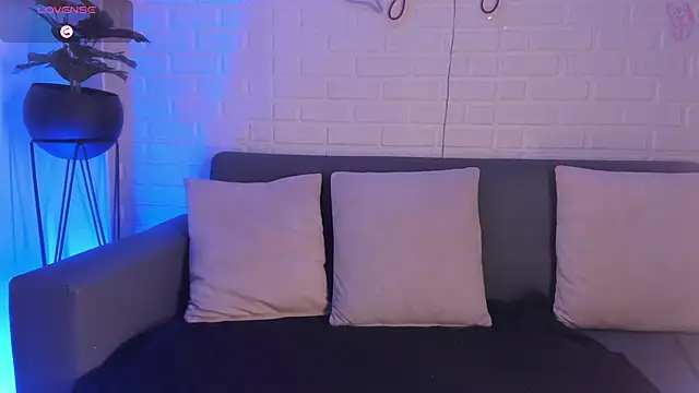 karina gomez 18 online show from 24, 1, 2025
