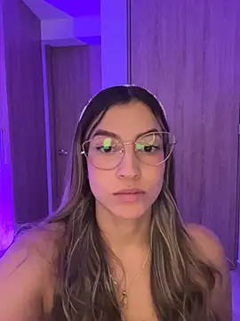 Snapshot of Issabela_G1 chatting on 19, 2, 2026 Issabela G1 online show from 19, 2, 2026