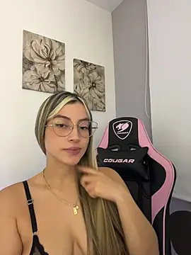 Issabela G1 online show from 18, 4, 2026