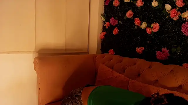 julieta aguilar1 online show from 6, 11, 2025