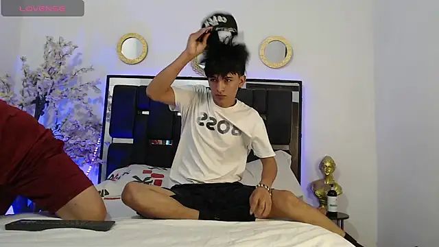 Snapshot of Valerio_22 chatting on 22, 10, 2025 Valerio 22 online show from 22, 10, 2025