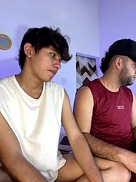 Snapshot of Valerio_22 chatting on 14, 12, 2025 Valerio 22 online show from 14, 12, 2025