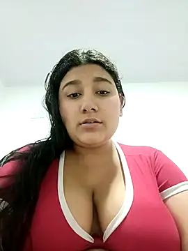 Snapshot of sarati_rado chatting on 5, 5, 2026 sarati rado online show from 5, 5, 2026