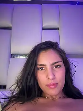 Snapshot of Maddy_Rouse_ chatting on 6, 1, 2025 Maddy Rouse online show from 6, 1, 2025