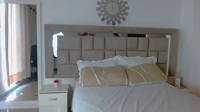 Snapshot of zoecruzz chatting on 18, 1, 2025 zoecruzz online show from 18, 1, 2025