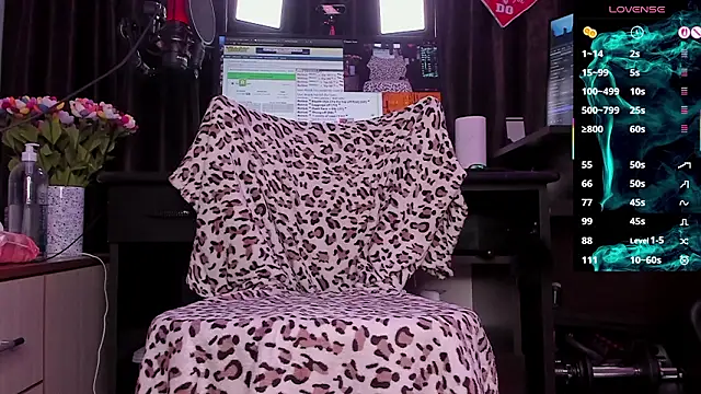 Raissa sky26 online show from 18, 2, 2026