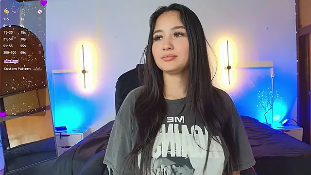 Snapshot of _gaby2 chatting on 11, 3, 2025 gaby2 online show from 11, 3, 2025