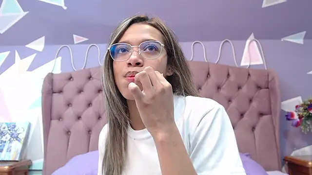 BritneyCollins online show from 28, 2, 2025