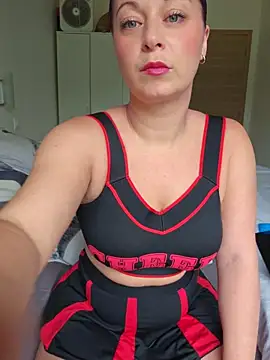 Snapshot of Chaudesquirt chatting on 3, 5, 2026 Chaudesquirt online show from 3, 5, 2026