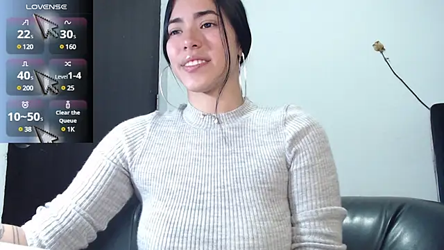 LESLIEBLACK  online show from 29, 1, 2025