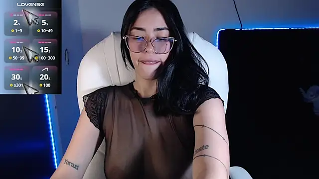 LESLIEBLACK  online show from 16, 3, 2025