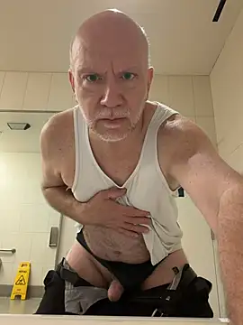 FLSexyGuy online show from 10, 4, 2026