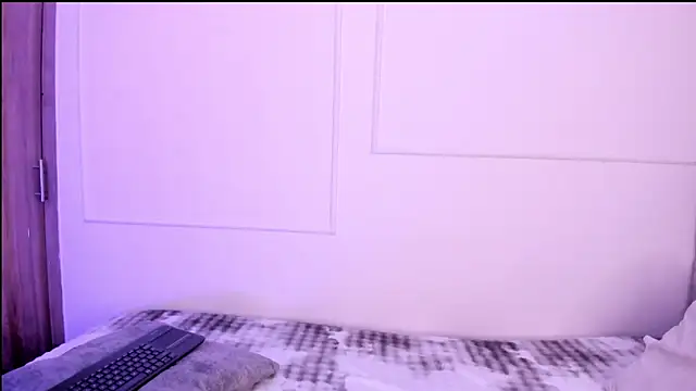 Isa squirt1 online show from 29, 3, 2026