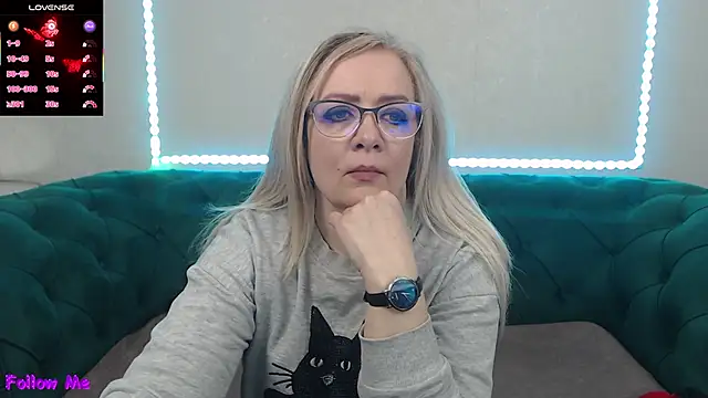 Snapshot of IvanaCharm chatting on 25, 4, 2026 IvanaCharm online show from 25, 4, 2026