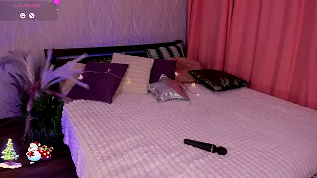 Miss Elia online show from 25, 12, 2024