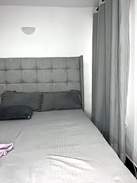 prettiepearl online show from 21, 9, 2025