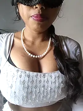 sandy naughty online show from 13, 11, 2025