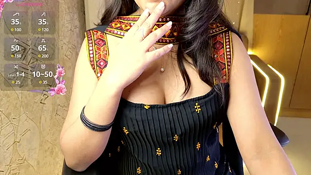 Snapshot of Punjabi_Queen1 chatting on 11, 12, 2024 Punjabi Queen1 online show from 11, 12, 2024