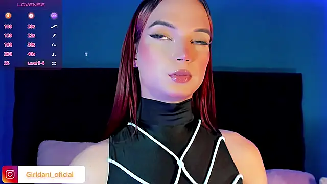 Liittle foxxxy online show from 18, 1, 2025