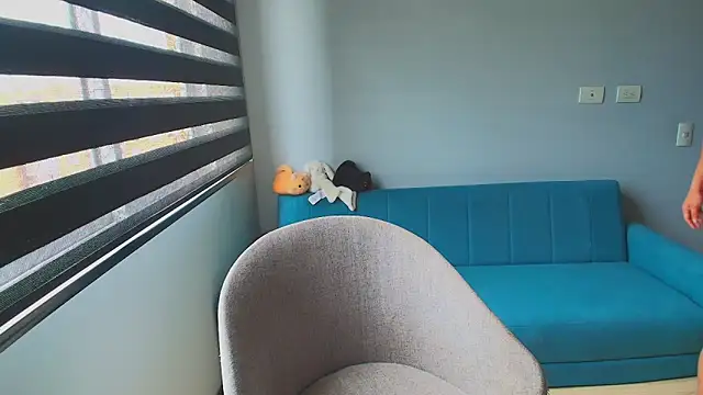 Lauri  fit online show from 27, 10, 2025