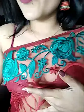 Snapshot of karishma chatting on 25, 1, 2025 karishma online show from 25, 1, 2025