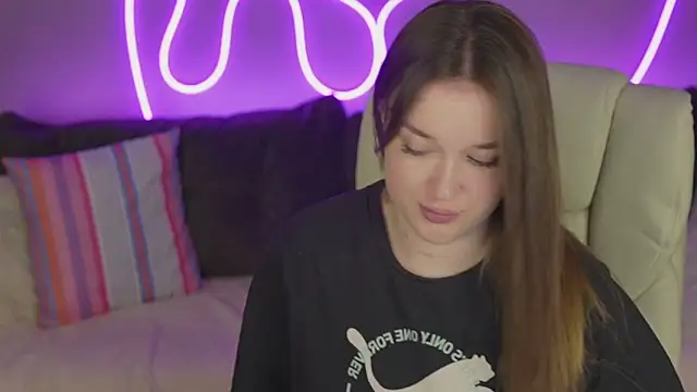 DonnaLustt online show from 17, 11, 2025