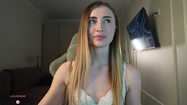 Coconutkittyy online show from 26, 10, 2025