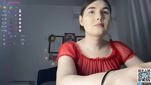 Snapshot of Maria_Bowie chatting on 8, 1, 2025 Maria Bowie online show from 8, 1, 2025