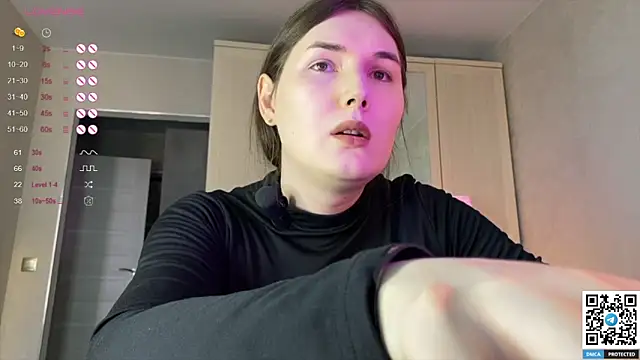 Snapshot of Maria_Bowie chatting on 25, 9, 2025 Maria Bowie online show from 25, 9, 2025