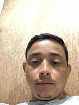 isacalejandroo online show from 24, 1, 2025