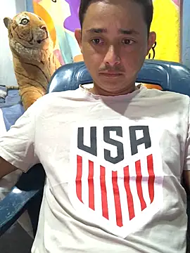 isacalejandroo online show from 9, 3, 2025