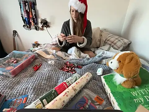 MissSwitch online show from 23, 12, 2024