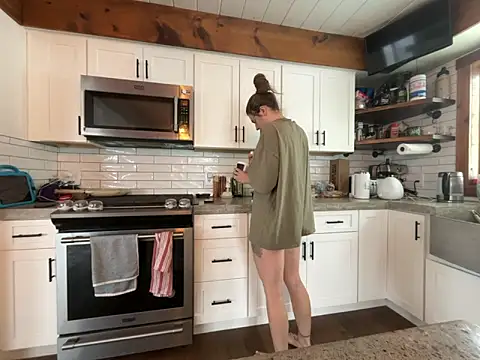 MissSwitch online show from 17, 1, 2025