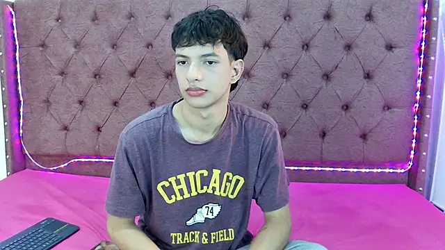 boys yourparty online show from 29, 12, 2024