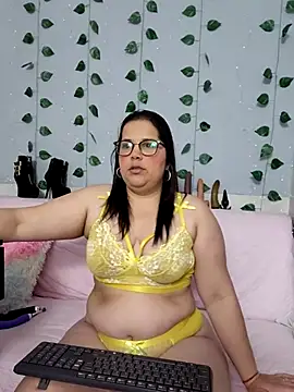 Snapshot of kiara_scottt chatting on 25, 2, 2026 kiara scottt online show from 25, 2, 2026