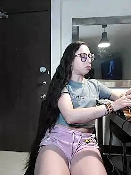 milena 23x online show from 4, 3, 2025