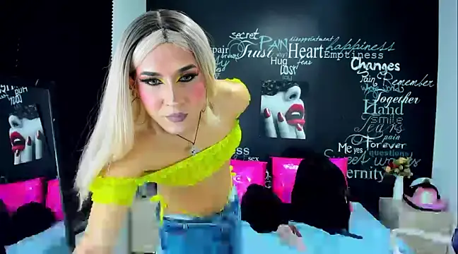 DarianaGia online show from 4, 12, 2024