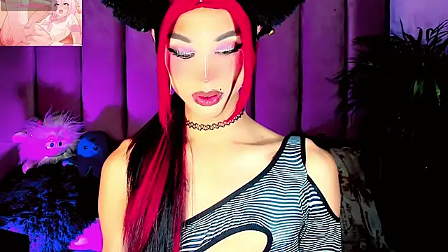 Snapshot of dollswit01 chatting on 10, 10, 2025 dollswit01 online show from 10, 10, 2025