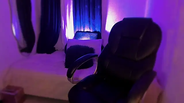 Snapshot of isabelithaa chatting on 9, 7, 2026 isabelithaa online show from 9, 7, 2026