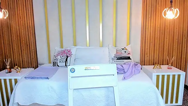 love mommy online show from 12, 3, 2025