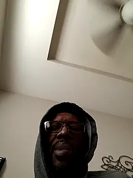Snapshot of Txdarkmeat74 chatting on 18, 3, 2026 Txdarkmeat74 online show from 18, 3, 2026