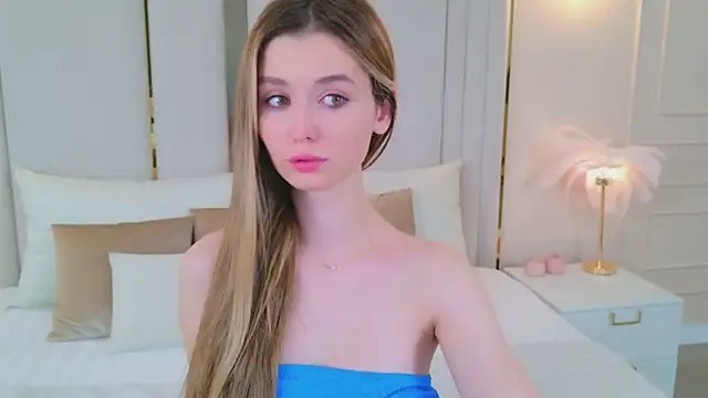 MarybethSnow online show from 16, 11, 2025