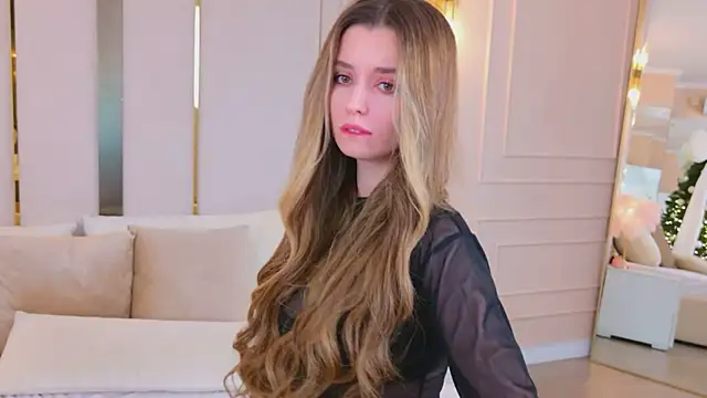 MarybethSnow online show from 13, 12, 2025