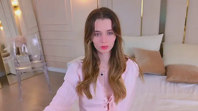 Snapshot of MarybethSnow chatting on 8, 6, 2026 MarybethSnow online show from 8, 6, 2026
