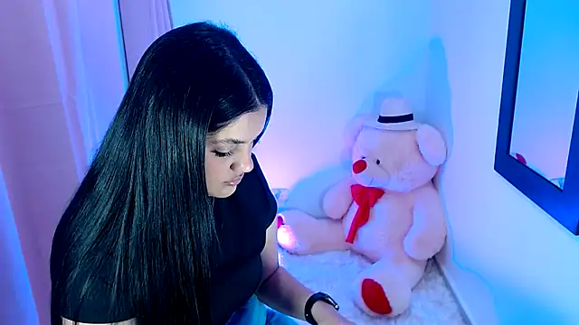 kimberlyhills1 online show from 10, 3, 2026