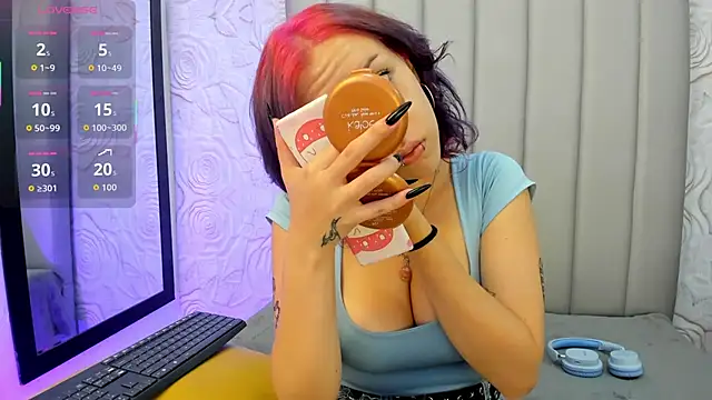 AlexaFoxy18 online show from 24, 2, 2026