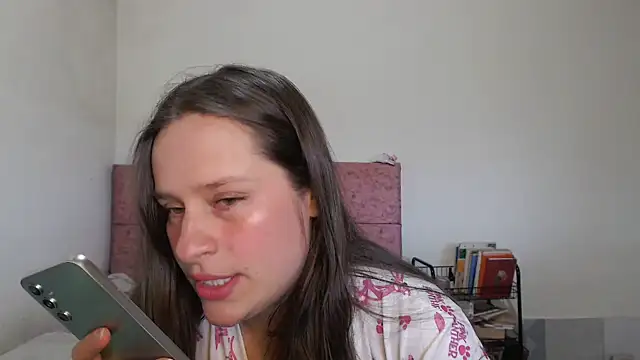 Snapshot of Serenity chatting on 4, 8, 2026 Serenity online show from 4, 8, 2026